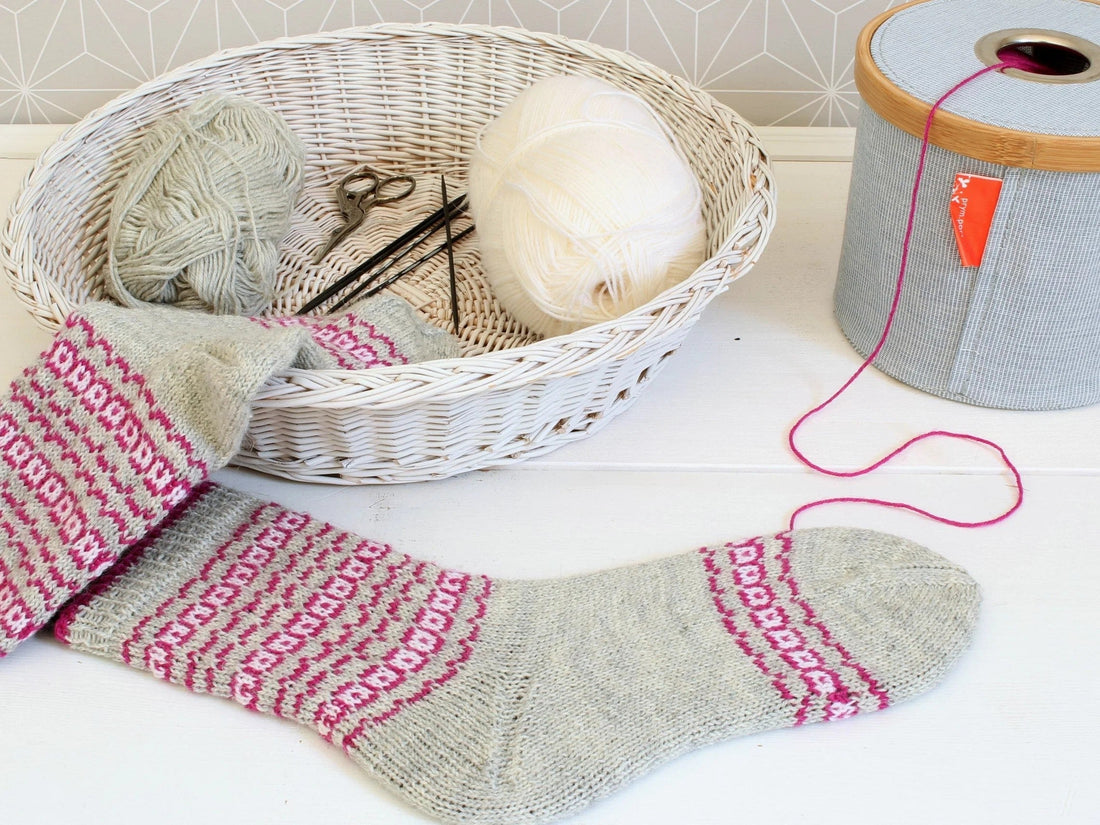 Damensocken stricken
