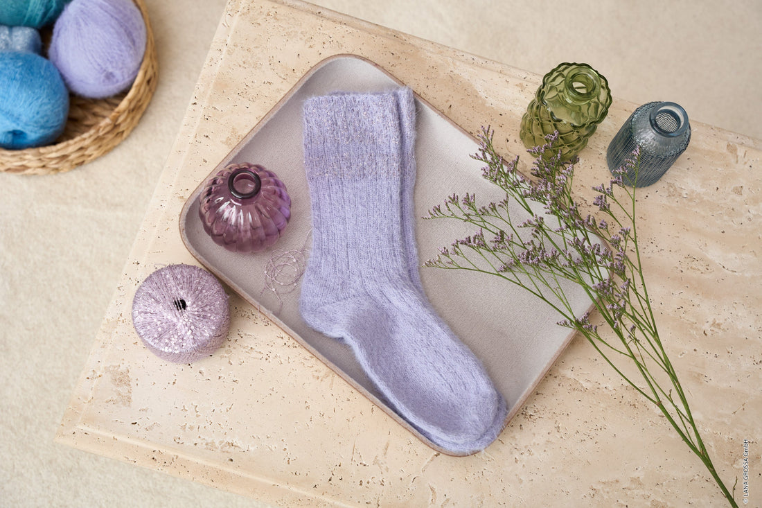 Kostenlose Strickanleitung Socken mit Pailletten | Lana Grossa Cosy Socks