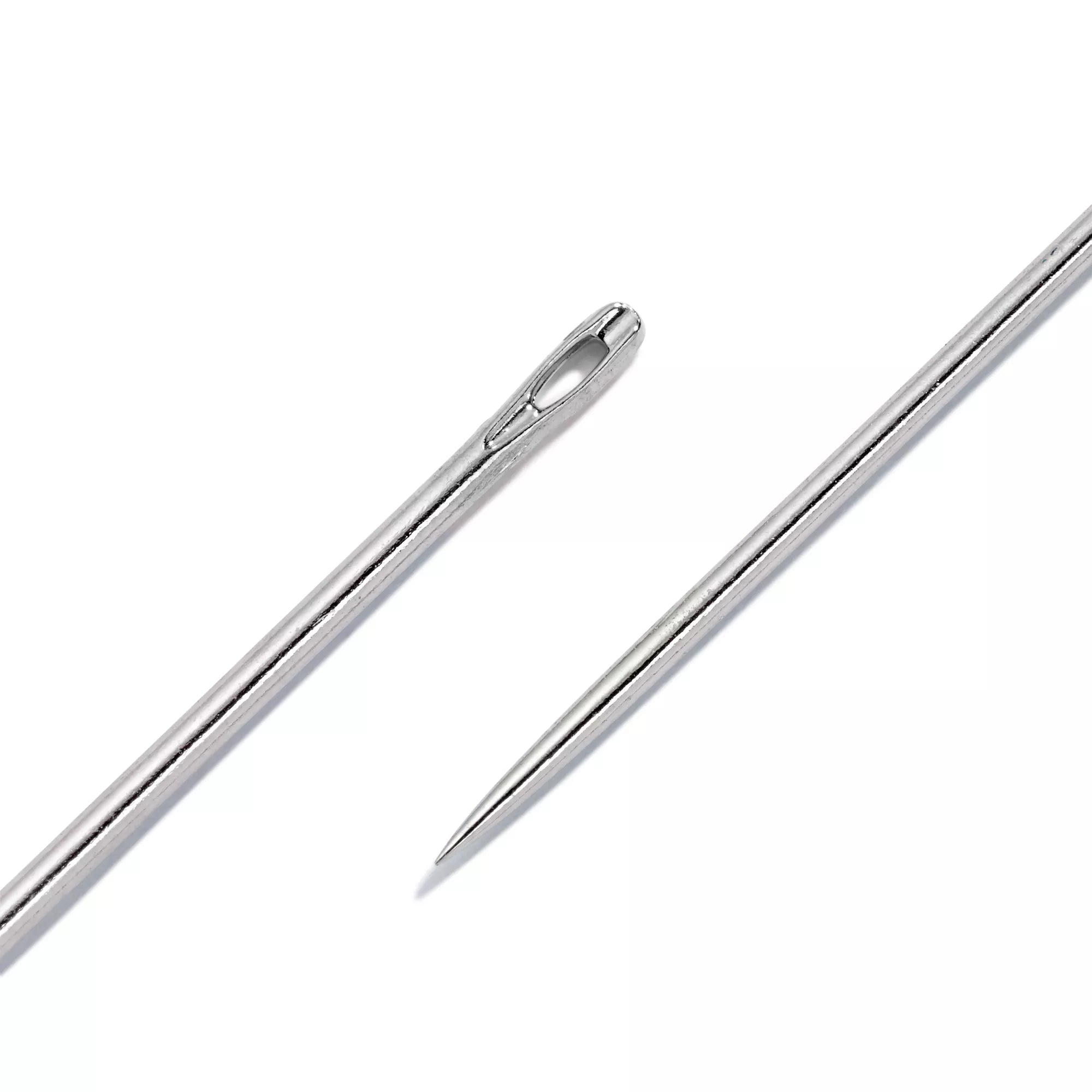 Sewing needles long or half-long