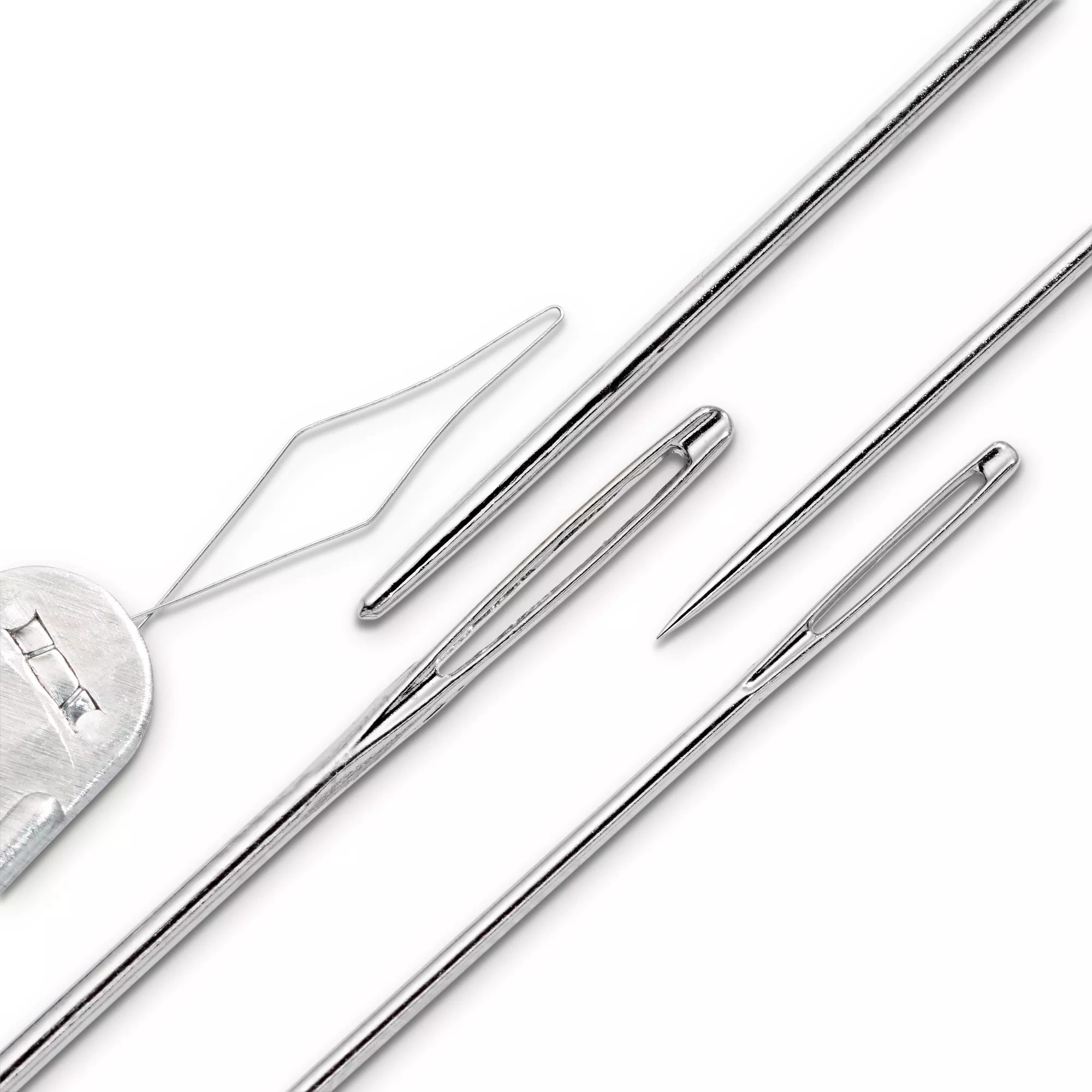 Knitting needle set with and without points + threader