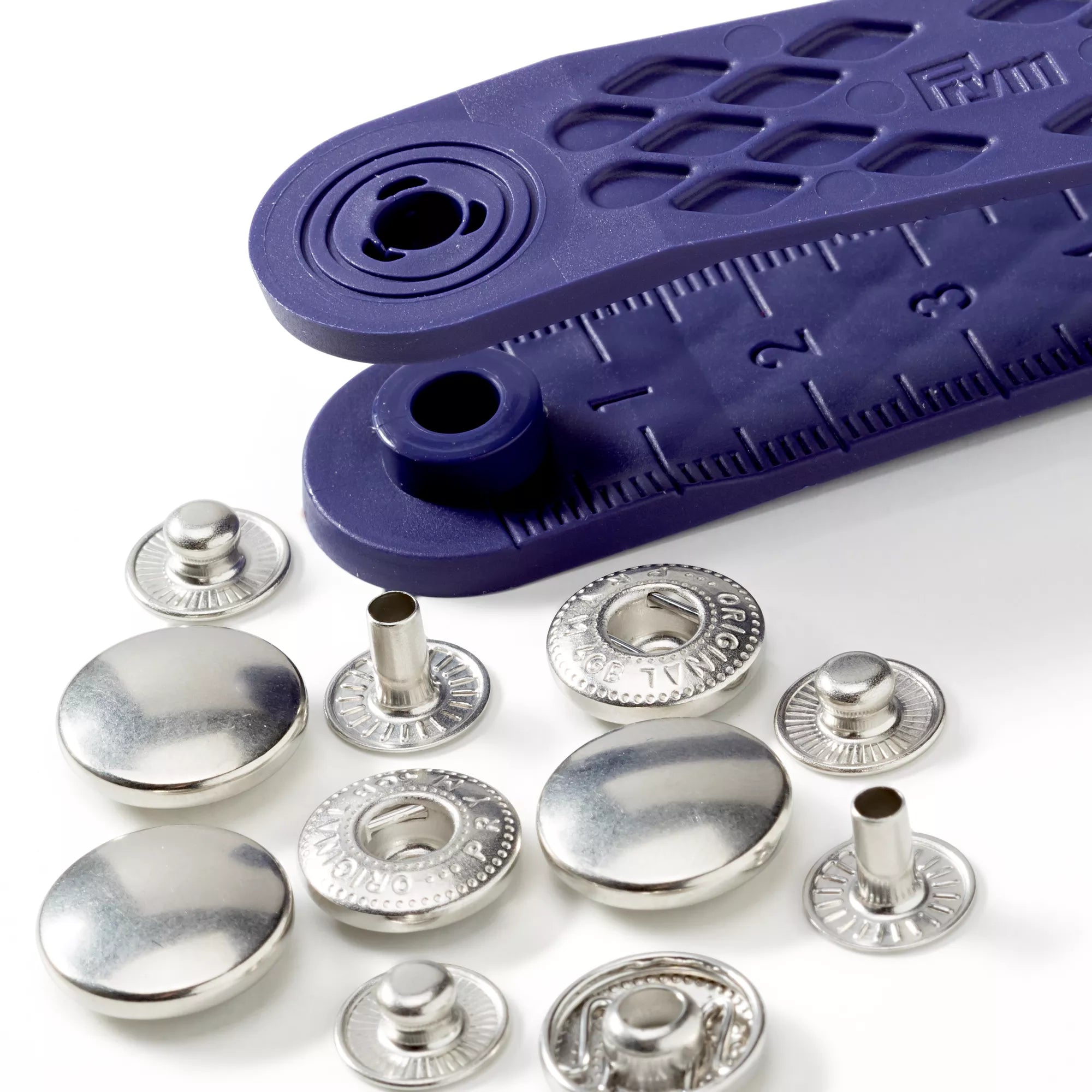 Sew-on-free snap fasteners "Anorak"