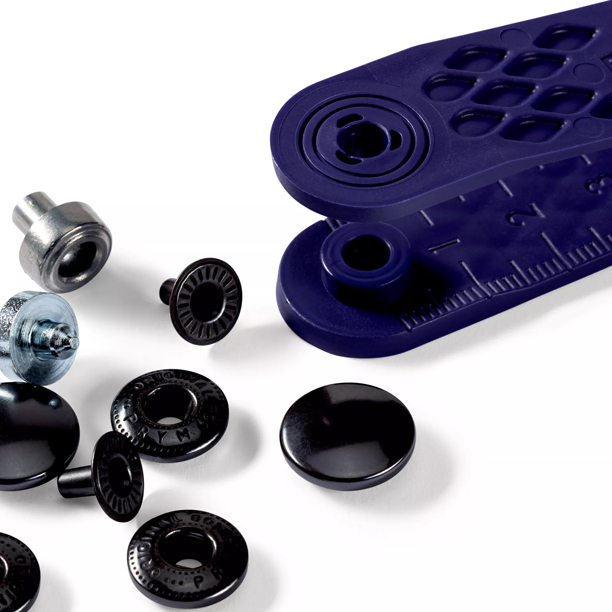 Sew-on-free snap fasteners "Anorak"
