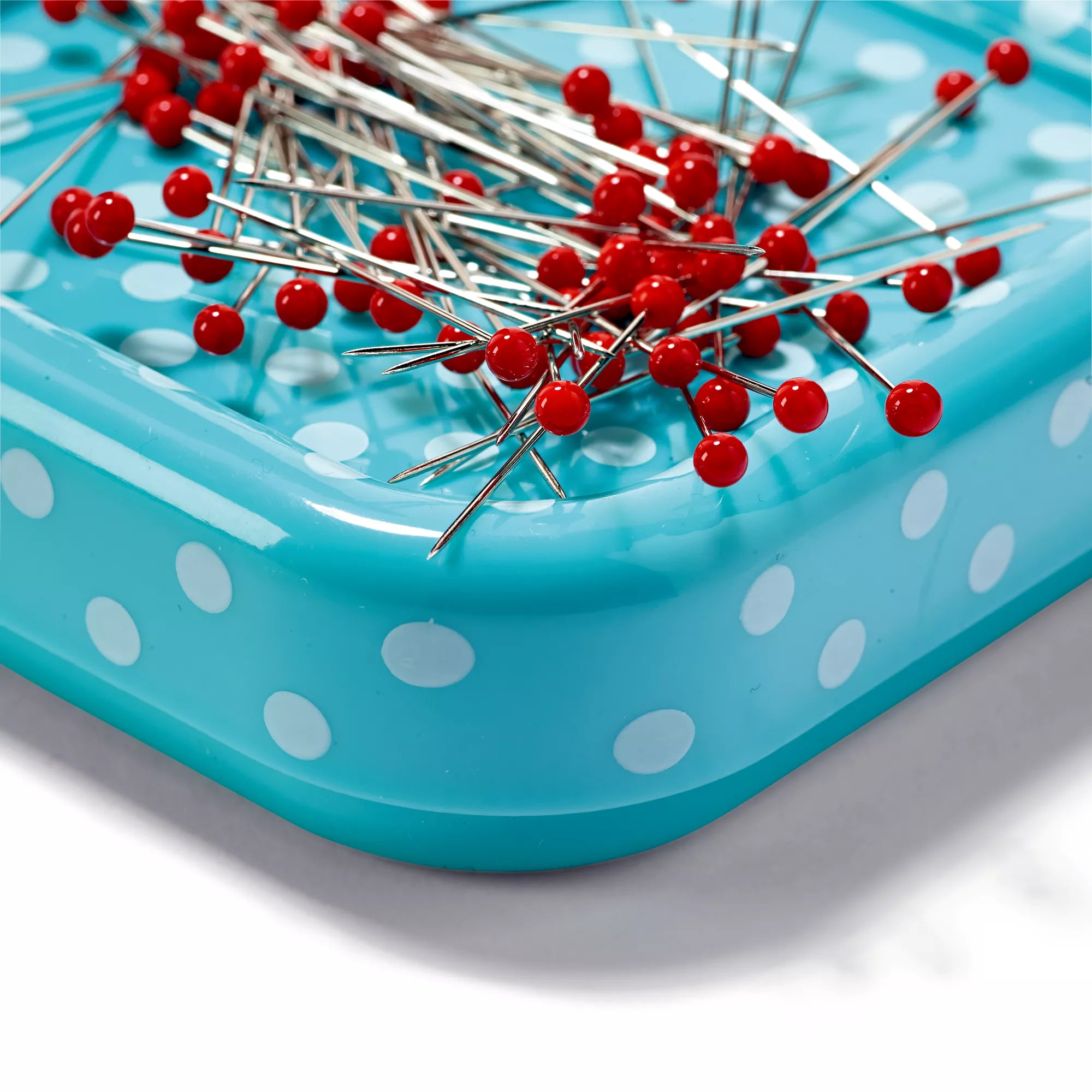 Magnetic Pin Cushion "Prym Love" with Glass Head Pins