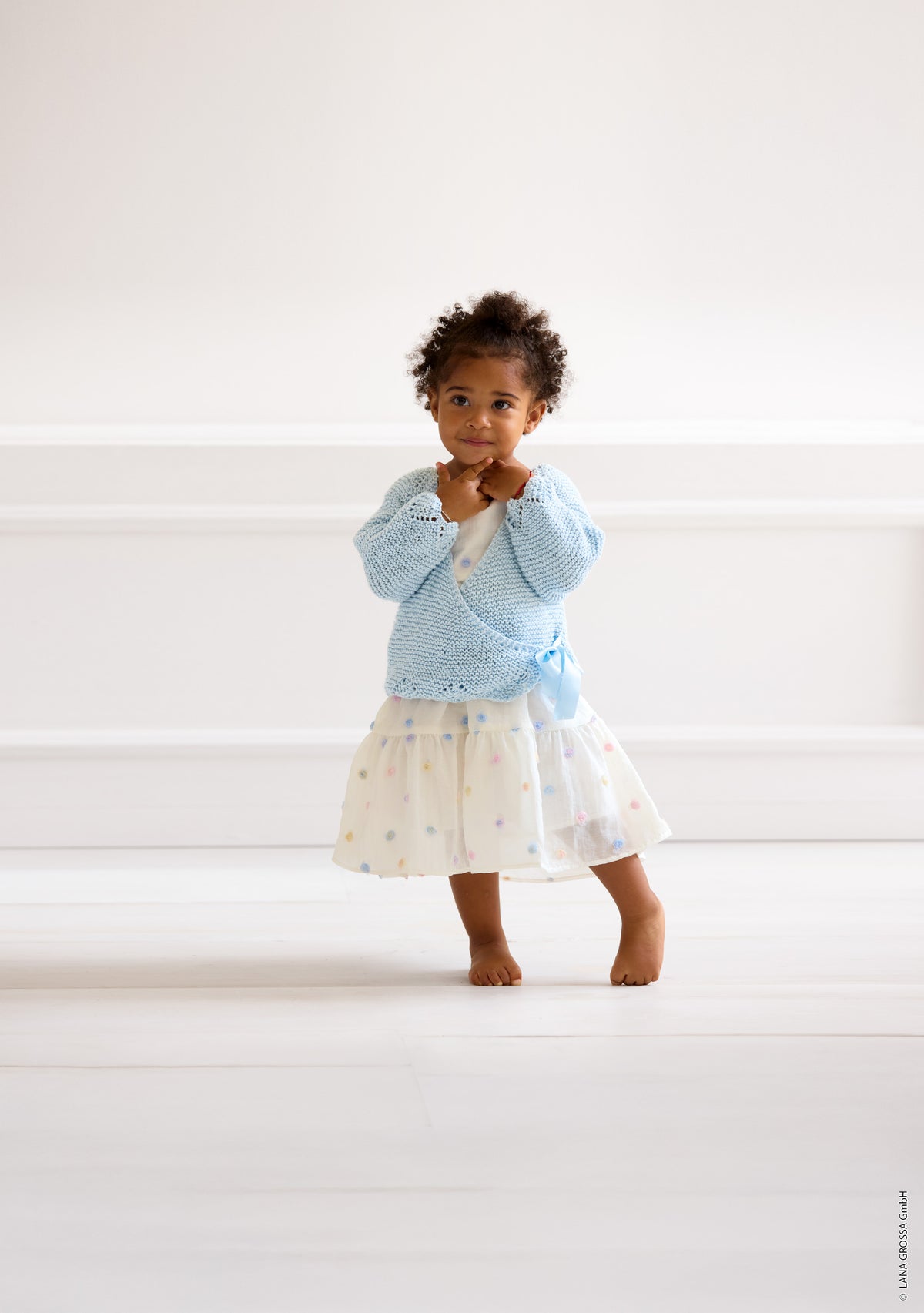 blaue Wickeljacke aus Lana Grossa Soft Cotton